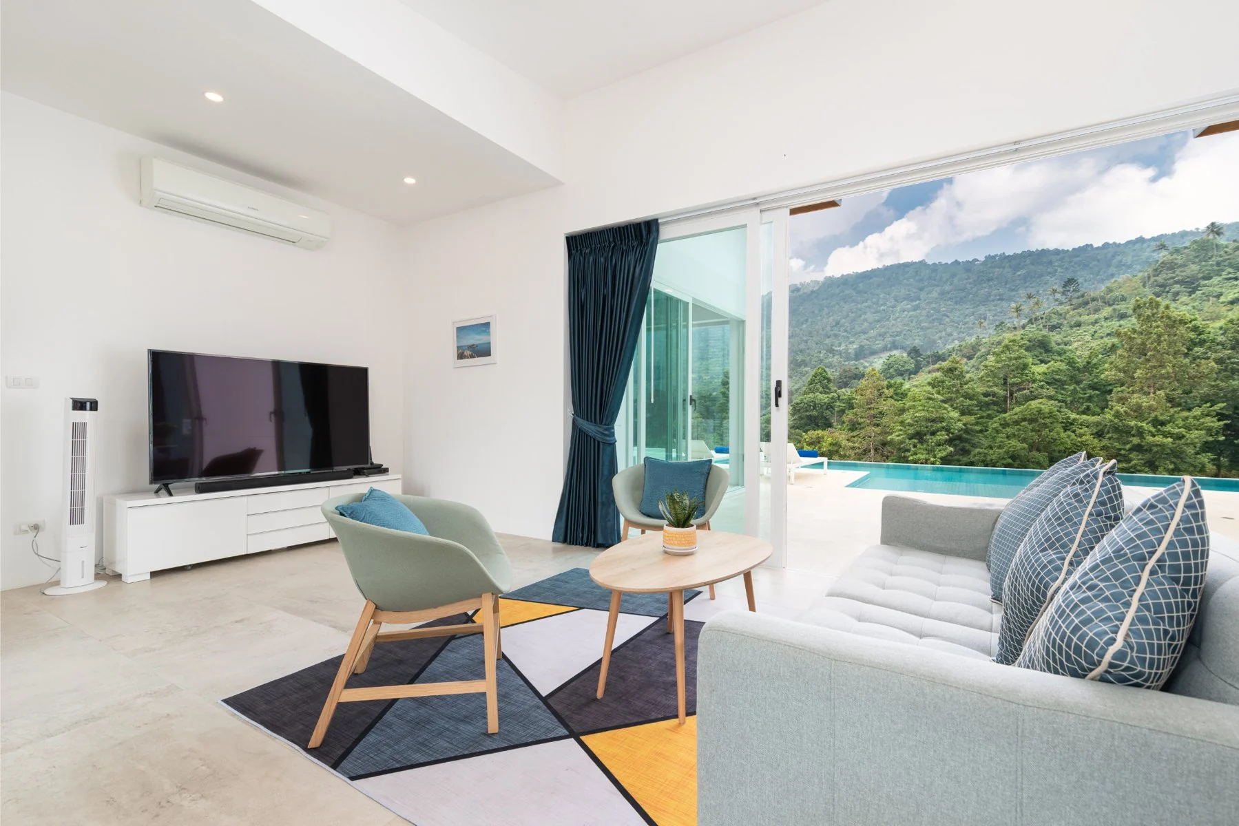 Vimaan Vilai living area